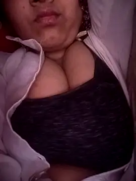 pihuu1313 online show from 04/13/26, 05:18