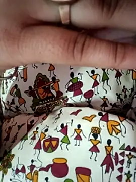 pihuu1313 online show from 04/18/26, 02:21