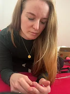 Annas G online show from 01/11/26, 10:20