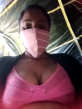 Poonam8080 online show from 12/19/25, 06:53