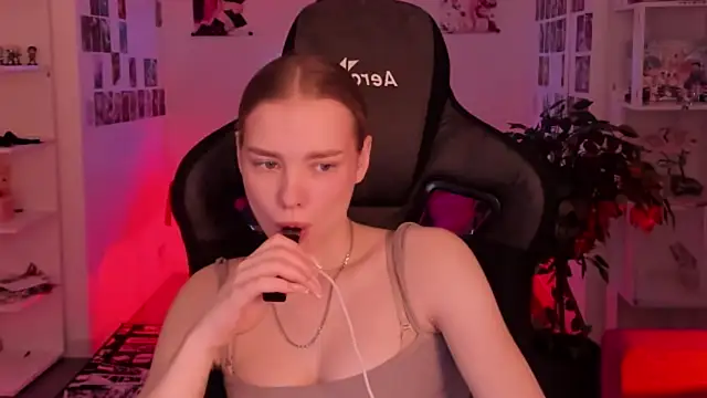 BellaHaadiid online show from 01/10/26, 09:11