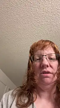 Lenaravenswood online show from 12/20/25, 06:42