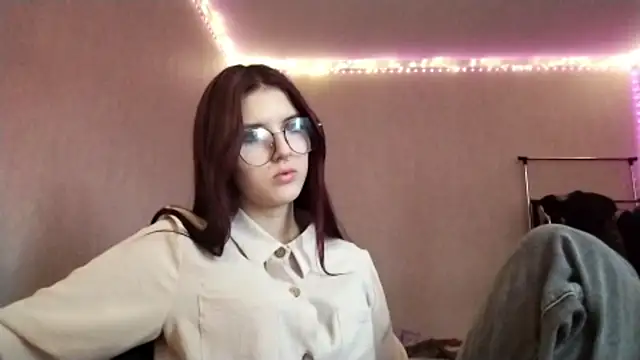 Snapshot of VictorinaMccorey chatting on 01/09/26, 12:30 VictorinaMccorey online show from 01/09/26, 12:30