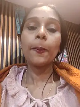 nehakapoor89 online show from 02/01/26, 02:04