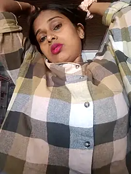 nehakapoor89 online show from 02/11/26, 06:51