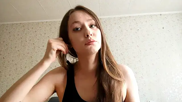 FrancesSrygley online show from 06/05/26, 06:31