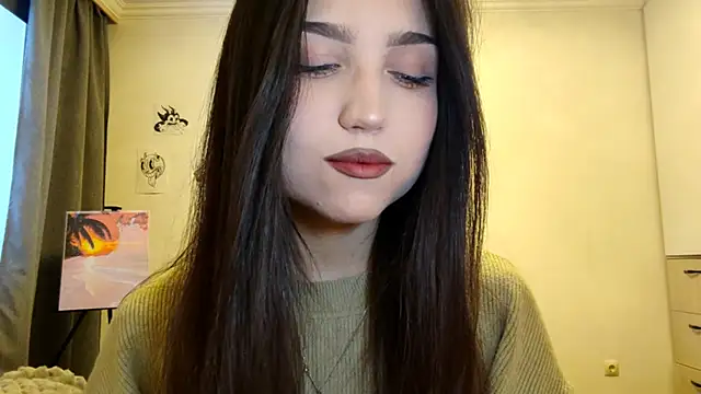 Qwami Amie online show from 12/15/25, 05:55