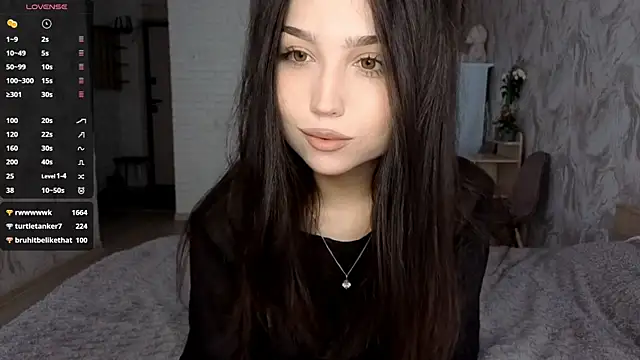 Qwami Amie online show from 05/16/26, 10:36