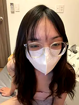 mimichannn99 online show from 12/16/25, 06:35