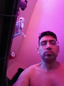  Ramone666 online show from 01/05/26, 06:33