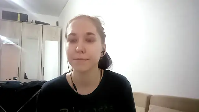 Annette meow1 online show from 12/22/25, 08:44