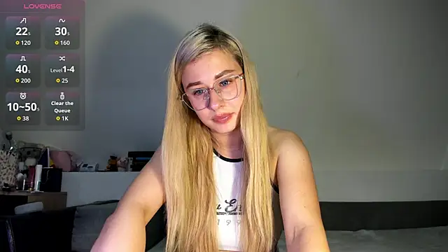 JessyyJ online show from 12/15/25, 08:24