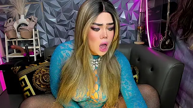 AlwaysHornyMia online show from 03/29/26, 01:22