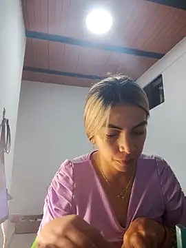 Evangeline Bonnet online show from 03/22/26, 01:42