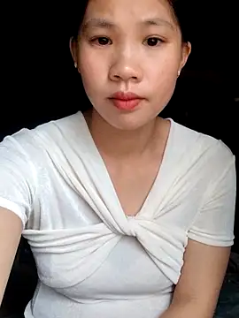 Snapshot of mit0-77 chatting on 12/16/25, 12:48 mit0-77 online show from 12/16/25, 12:48