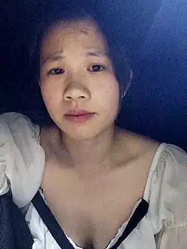 Snapshot of mit0-77 chatting on 12/16/25, 03:06 mit0-77 online show from 12/16/25, 03:06