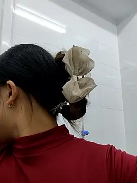 Snapshot of mit0-77 chatting on 01/13/26, 11:15 mit0-77 online show from 01/13/26, 11:15