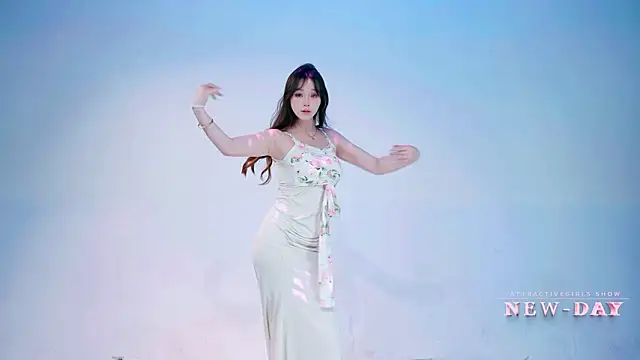 Snapshot of NEW-DAY chatting on 03/03/26, 04:40 NEW-DAY online show from 03/03/26, 04:40