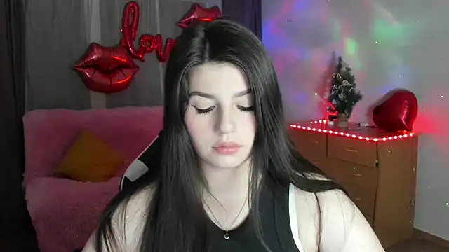 KisaModel online show from 03/25/26, 03:18