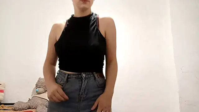 ClarisaCalvary online show from 12/22/25, 05:43