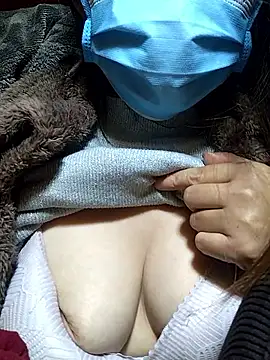 Snapshot of neko-nancy chatting on 12/14/25, 03:06 neko-nancy online show from 12/14/25, 03:06