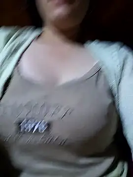 Snapshot of neko-nancy chatting on 12/18/25, 11:22 neko-nancy online show from 12/18/25, 11:22