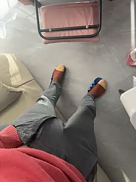 Snapshot of qwe522522 chatting on 01/09/26, 08:17 qwe522522 online show from 01/09/26, 08:17