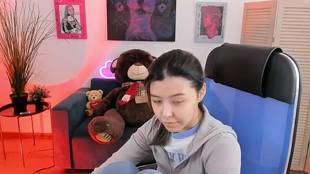 SirenMystiq online show from 12/14/25, 07:47