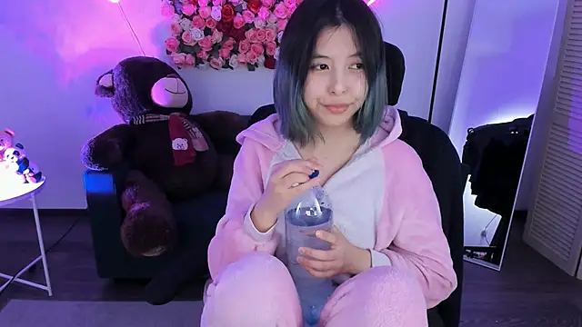 SirenMystiq online show from 04/15/26, 07:58