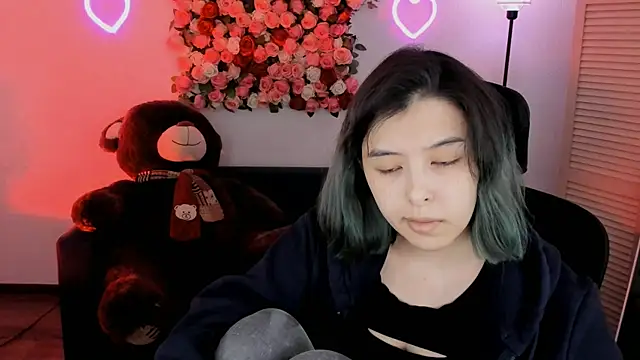 SirenMystiq online show from 04/19/26, 07:27