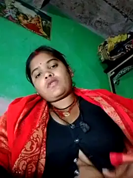 Sk pinki online show from 12/18/25, 04:24