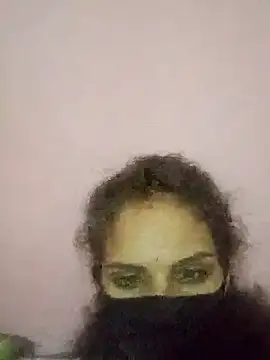 Snapshot of harshita01 chatting on 02/18/26, 02:02 harshita01 online show from 02/18/26, 02:02