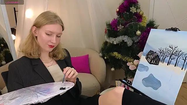 Snapshot of AsyaLumi chatting on 12/16/25, 06:07 AsyaLumi online show from 12/16/25, 06:07