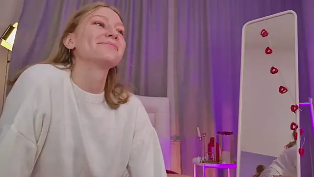 Snapshot of AsyaLumi chatting on 01/15/26, 06:18 AsyaLumi online show from 01/15/26, 06:18