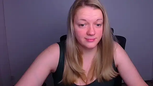 Samantha Gloww online show from 12/18/25, 07:03