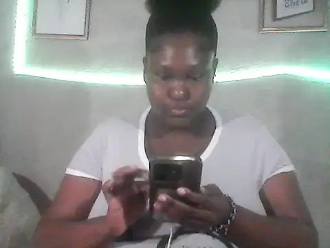 sweetmilkylady online show from 04/01/26, 08:26