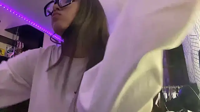 Ronnni Schmidt online show from 12/18/25, 11:16