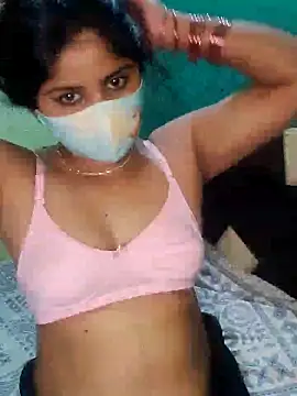 Snapshot of Cuple_masti72 chatting on 05/13/26, 09:39 Cuple masti72 online show from 05/13/26, 09:39