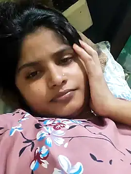 Snapshot of Cuple_masti72 chatting on 07/04/26, 03:18 Cuple masti72 online show from 07/04/26, 03:18