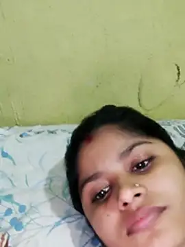 Snapshot of Cuple_masti72 chatting on 07/07/26, 12:42 Cuple masti72 online show from 07/07/26, 12:42