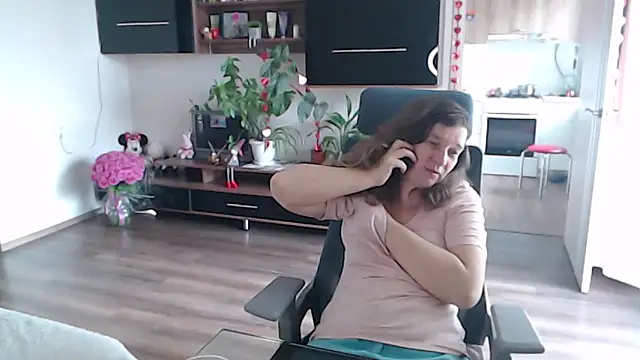 Snapshot of SofiaBoone chatting on 02/16/26, 07:48 SofiaBoone online show from 02/16/26, 07:48