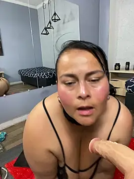 SayMarLuna online show from 02/11/26, 09:09