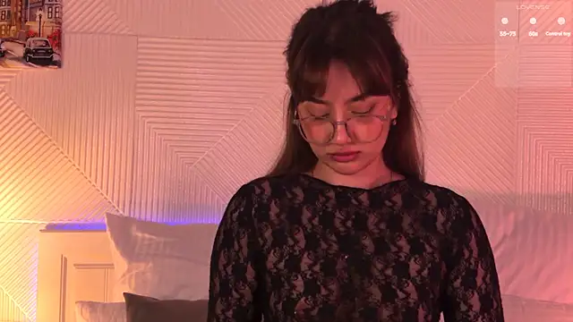 LucieBliss online show from 07/03/26, 05:30