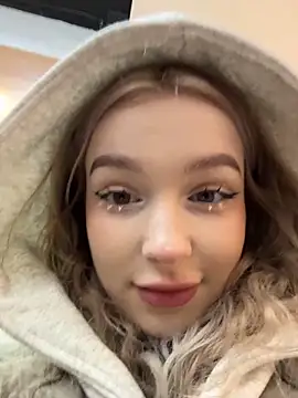 -teenytiny- online show from 12/17/25, 02:12