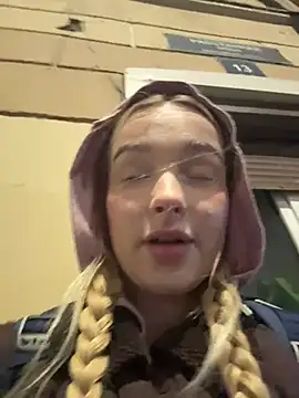 -teenytiny- online show from 03/05/26, 04:58