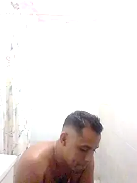 lesoley online show from 12/15/25, 01:32