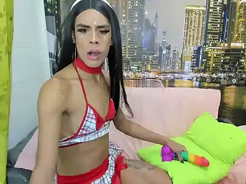 estefani robles online show from 12/20/25, 11:23