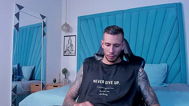 J king   online show from 05/01/26, 06:56