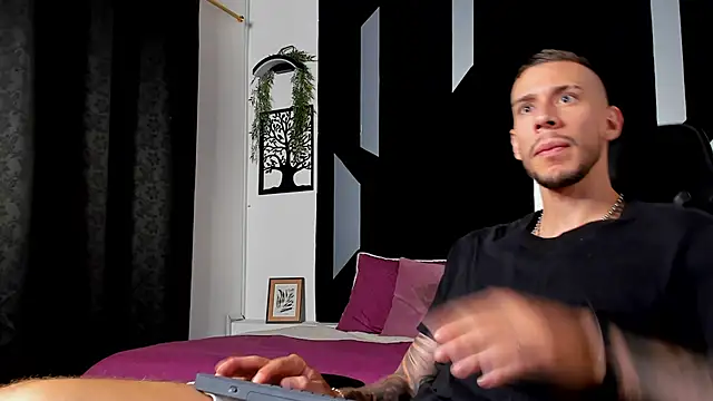 J king   online show from 05/09/26, 01:38