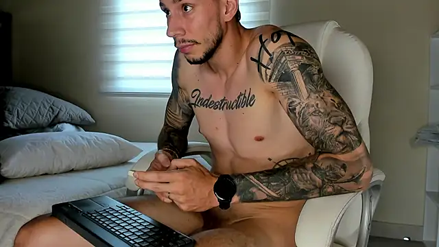 J king   online show from 05/19/26, 02:56